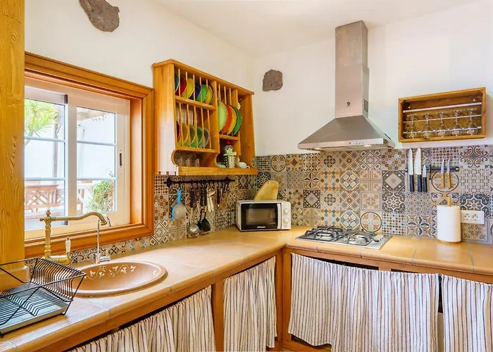 Tatil Evi Casas En Ecologica La Espiral, Naturaleza, Calma Y Vistas Al Mar, *